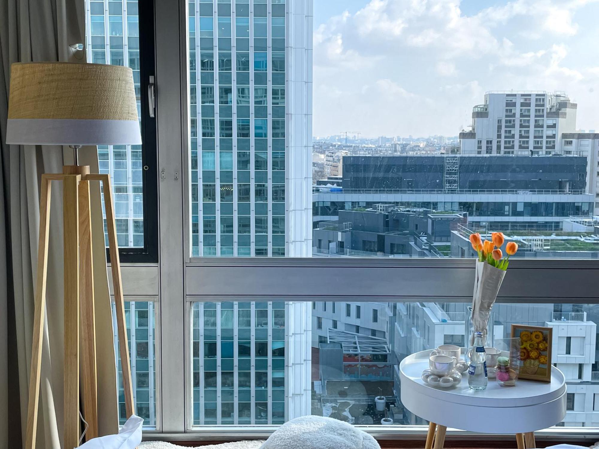 Sur Les Hauteurs De Montparnasse Paris Exterior foto