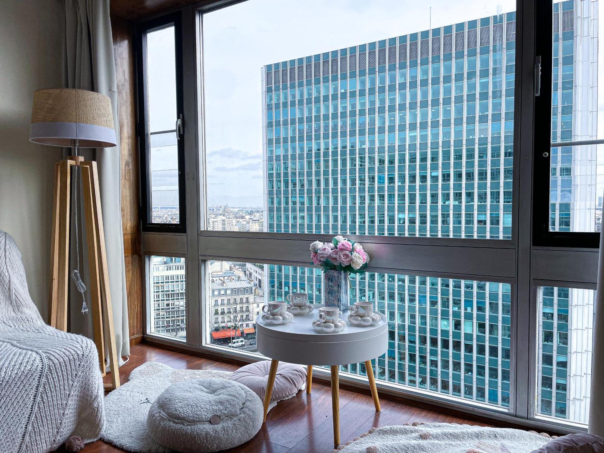 Sur Les Hauteurs De Montparnasse Paris Exterior foto